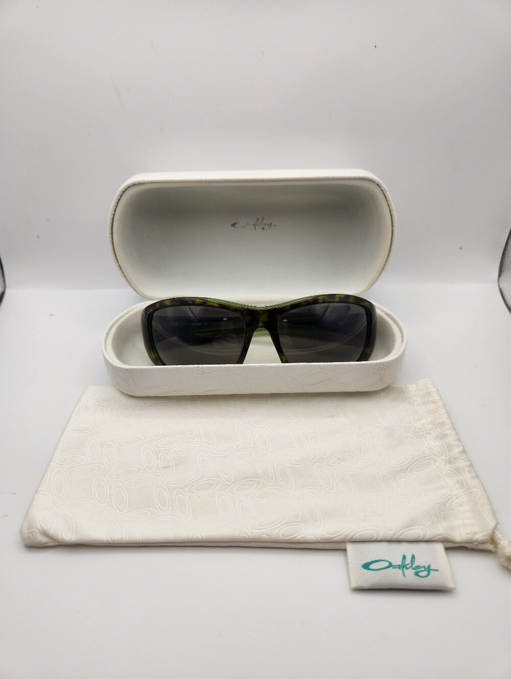 Vintage Oakley Disobey 05-322 Bottle Green Tortoise Sunglasses w/ Case & Pouch